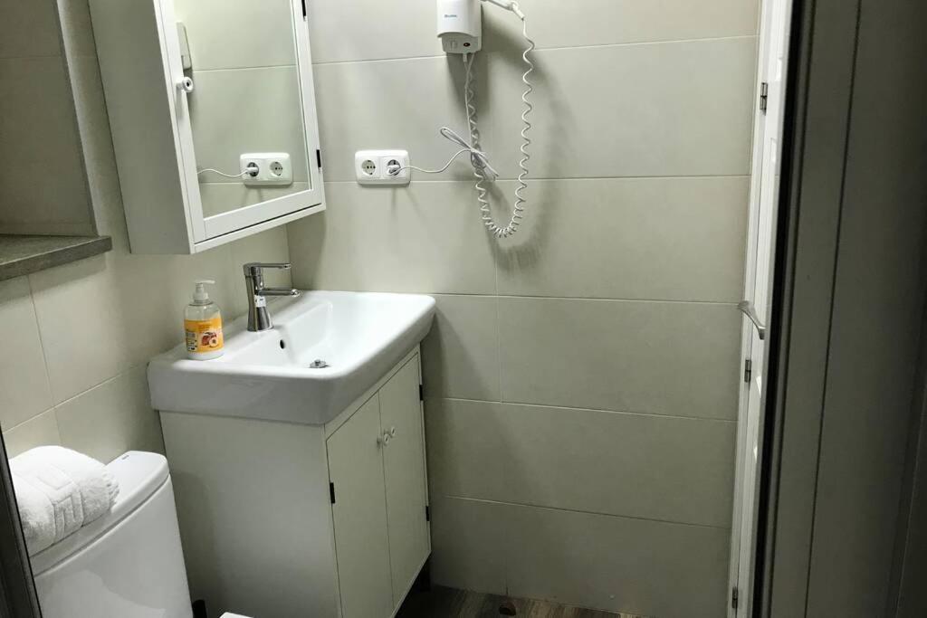 Ferienwohnung Bonito Apartamento Junto A Paseo De La Bomba Granada Exterior foto