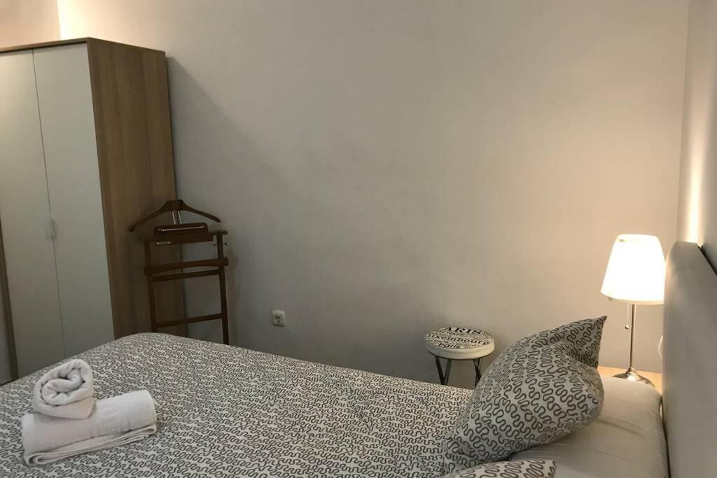 Ferienwohnung Bonito Apartamento Junto A Paseo De La Bomba Granada Exterior foto